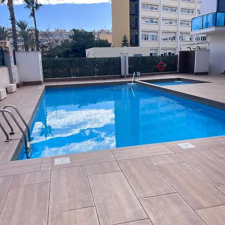 Cal 2upool Infinity Apartman